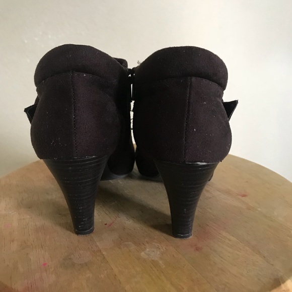 Brown Ankle Boots - Picture 3 of 4